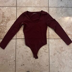 Abercrombie & Fitch Burgundy Tee